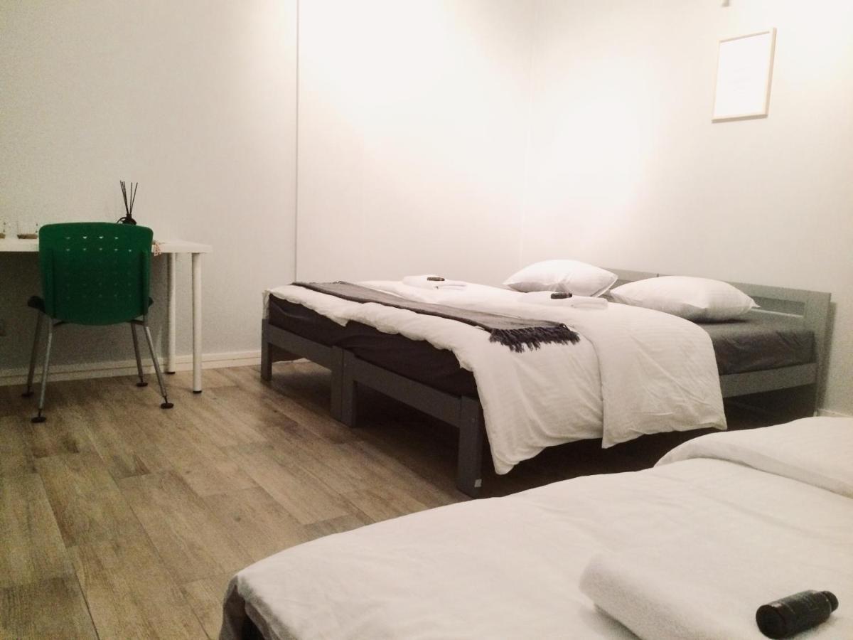 Fractal Guest Rooms - Poznan Centrum Andersia Square & Old Town Habitación foto