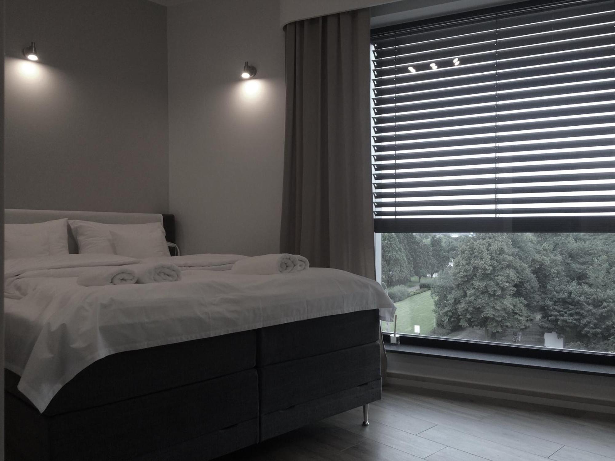 Fractal Guest Rooms - Poznan Centrum Andersia Square & Old Town Exterior foto