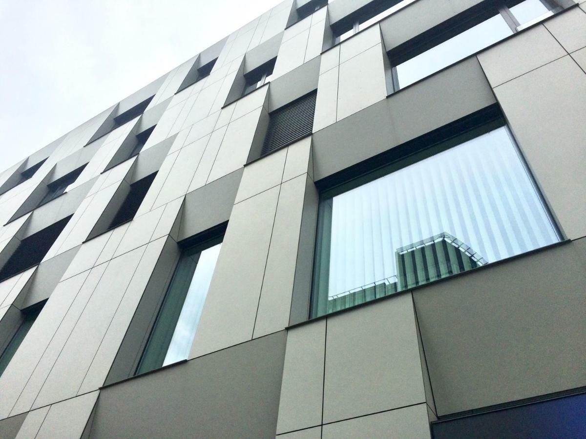 Fractal Guest Rooms - Poznan Centrum Andersia Square & Old Town Exterior foto