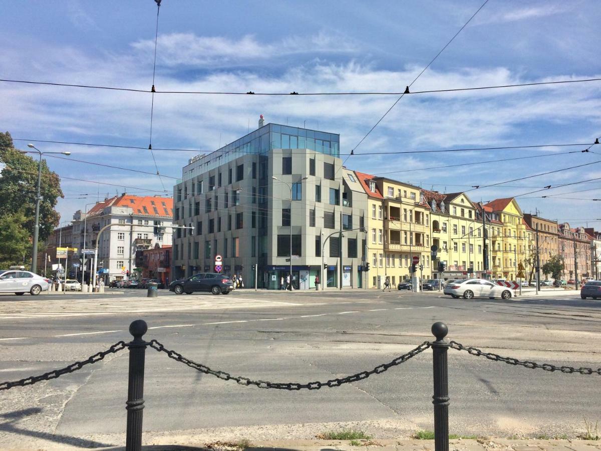 Fractal Guest Rooms - Poznan Centrum Andersia Square & Old Town Exterior foto
